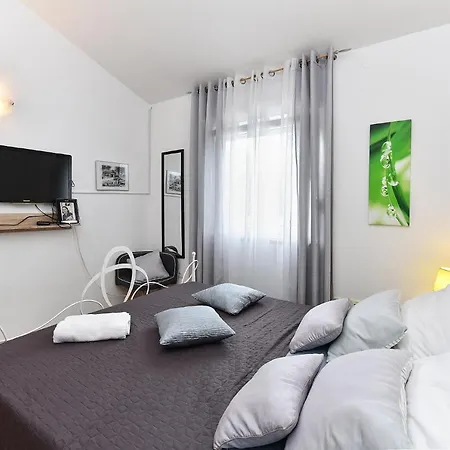 بيت للعطل House Kacana 2163 *