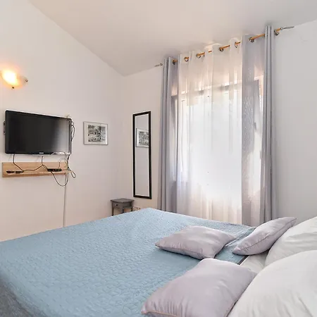 House Kacana 2163 فودنيان