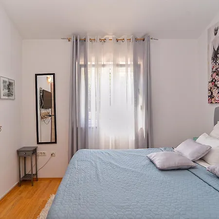 Holiday home House Kacana 2163 Vodnjan